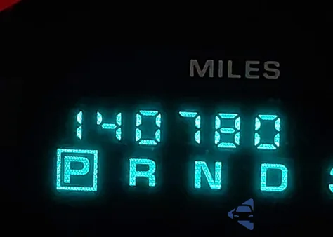 2000 Plymouth Breeze from USA, damaged, VIN 1P3EJ46X1YN291489